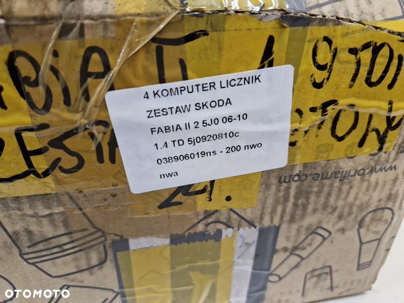 SKODA FABIA II 2 1.4 TDI KOMPUTER LICZNIK ZESTAW 5J0 06-10 5J0920810C 038906019NS - 12