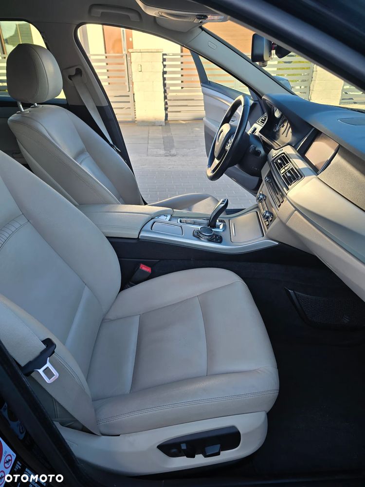 BMW Seria 5 520d Luxury Line - 7