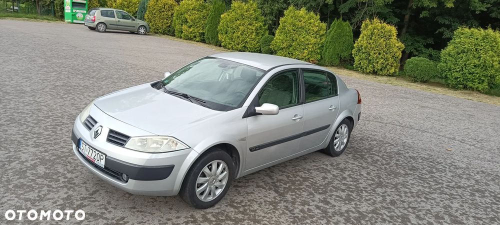 Renault Megane 1.6 Authentique - 11