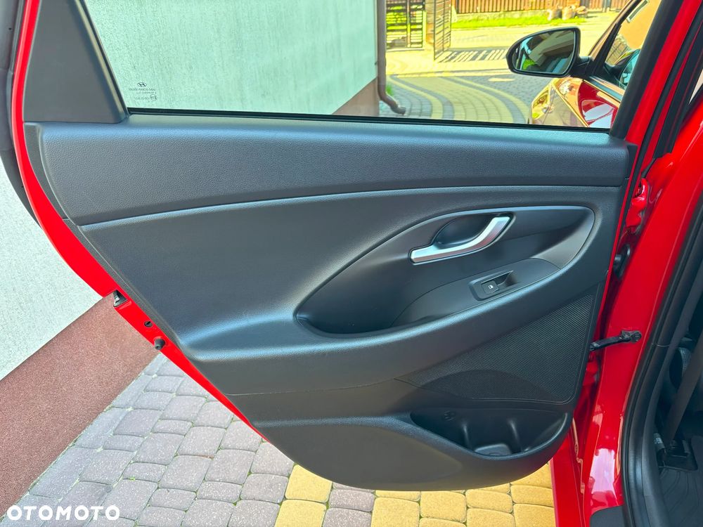 Hyundai i30 1.5 DPI Modern - 26