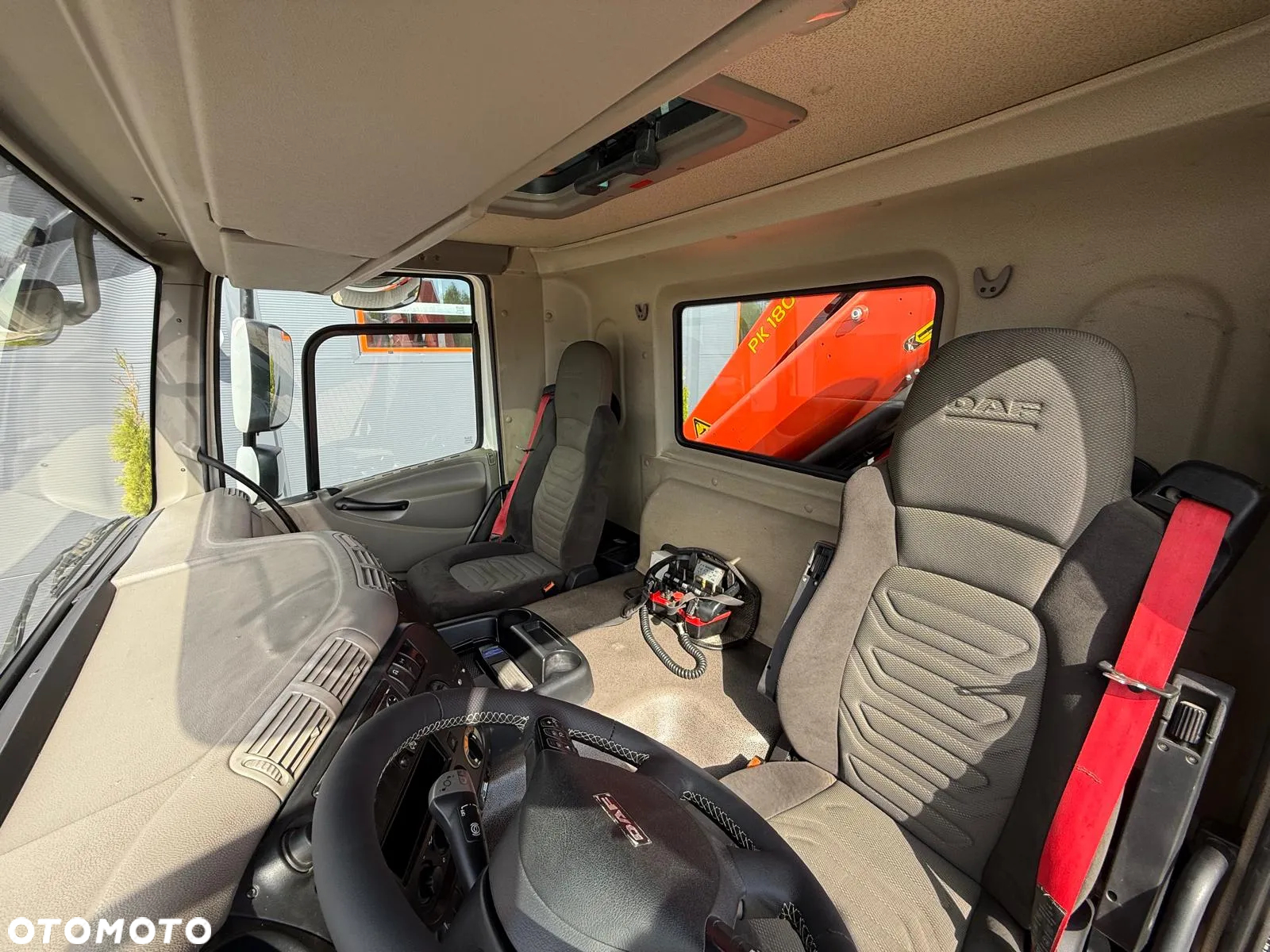 DAF DAF CF 75.310 / E5 / 6x2 / laweta + żuraw PALFINGER PK 18002 EH / platforma , pomoc drogowa , skrzynia - 37