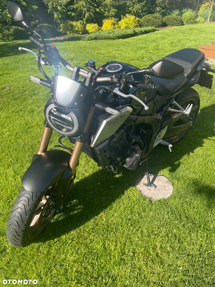 Honda CB - 2