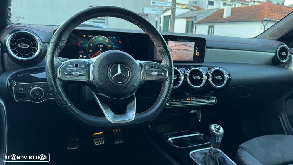 Mercedes-Benz CLA 180 d AMG Line - 11