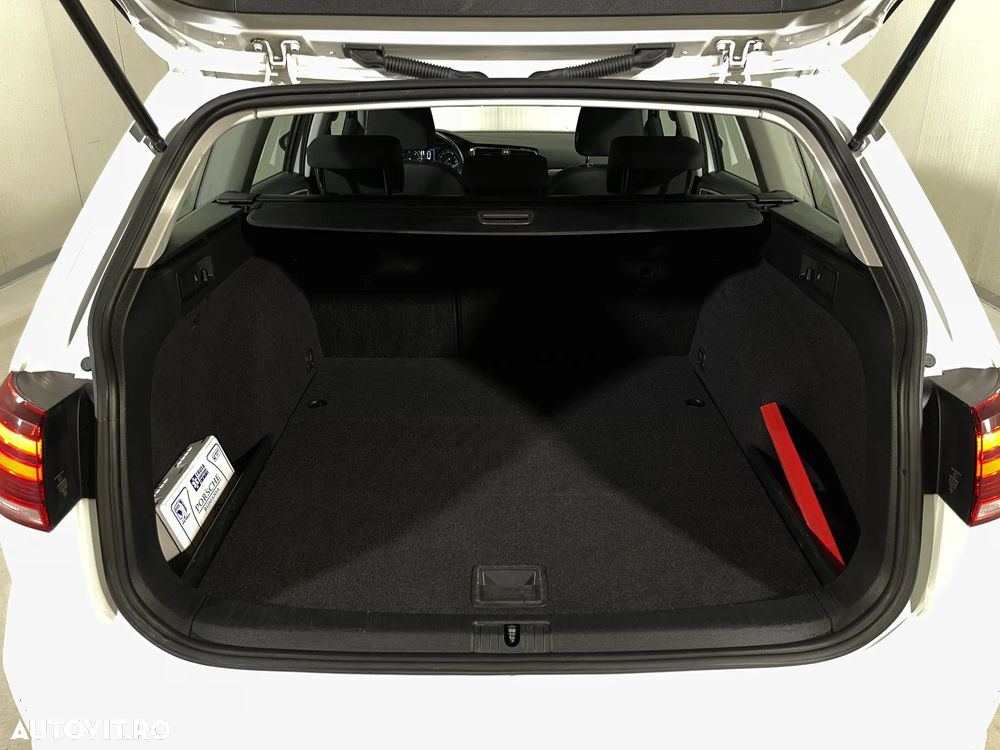 Volkswagen Golf 1.6 TDI Trendline - 13