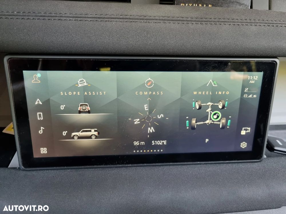 Land Rover Defender - 36