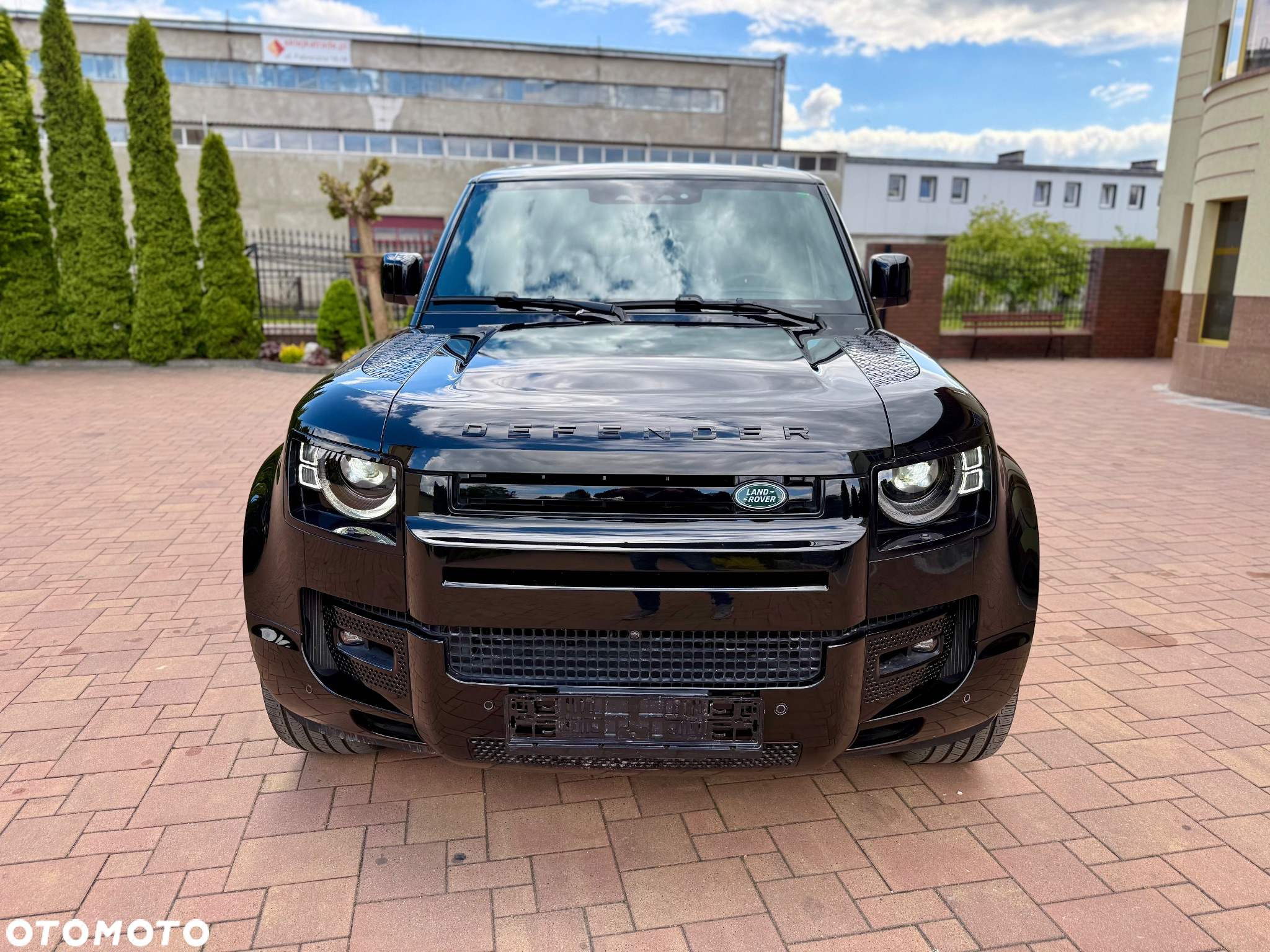 Land Rover Defender 110 P400 X-Dynamic S - 5