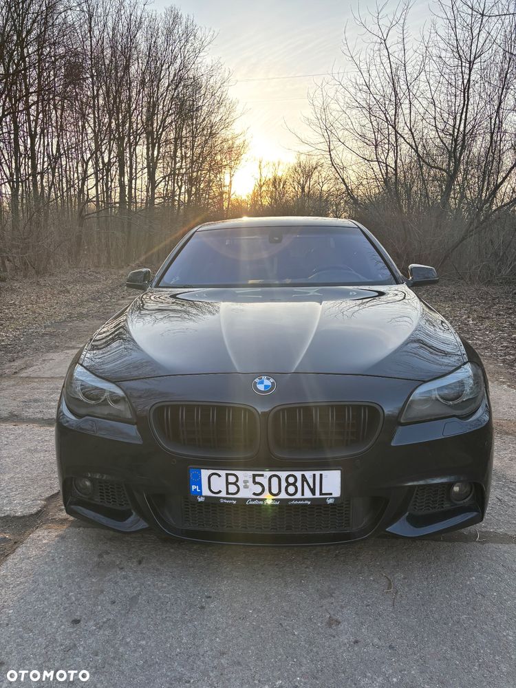 BMW Seria 5 535i xDrive - 7