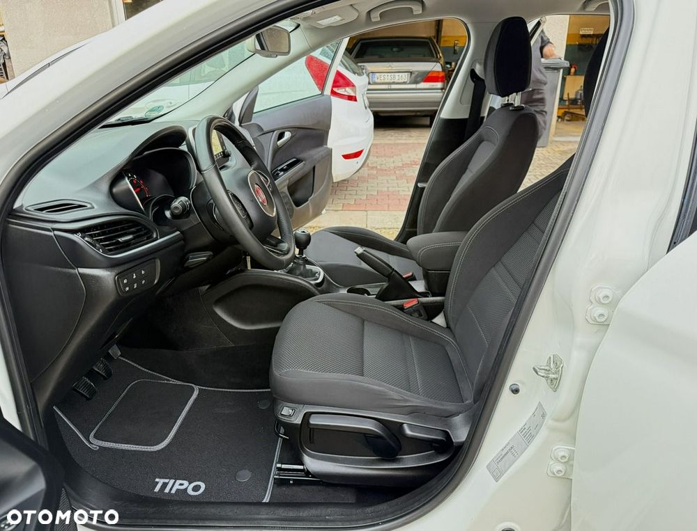 Fiat Tipo 1.4 T-Jet 16v Lounge EU6 - 19