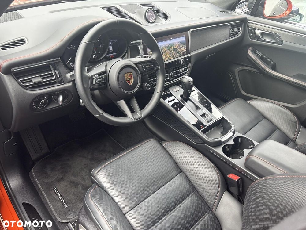 Porsche Macan - 18