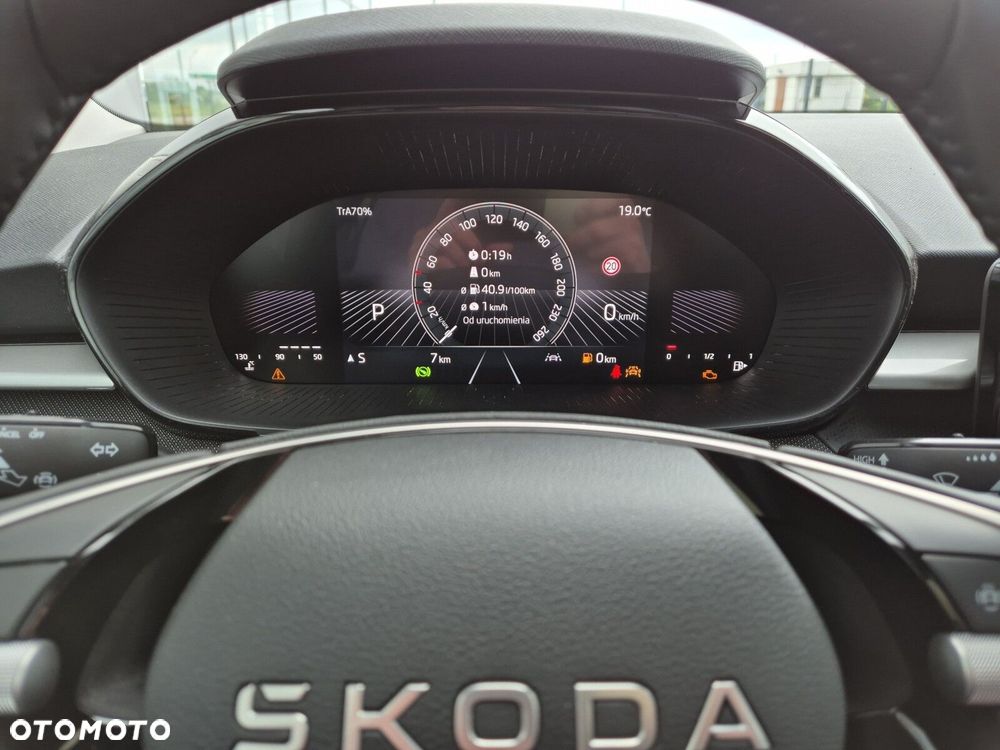 Skoda Fabia - 23