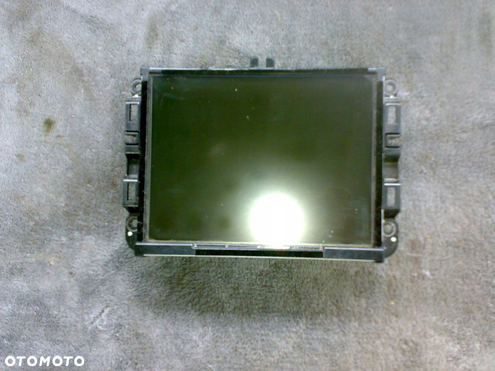 jeep grand cherokee wk2 2014 - wyświetlacz radio panel harman navi monitor - 1