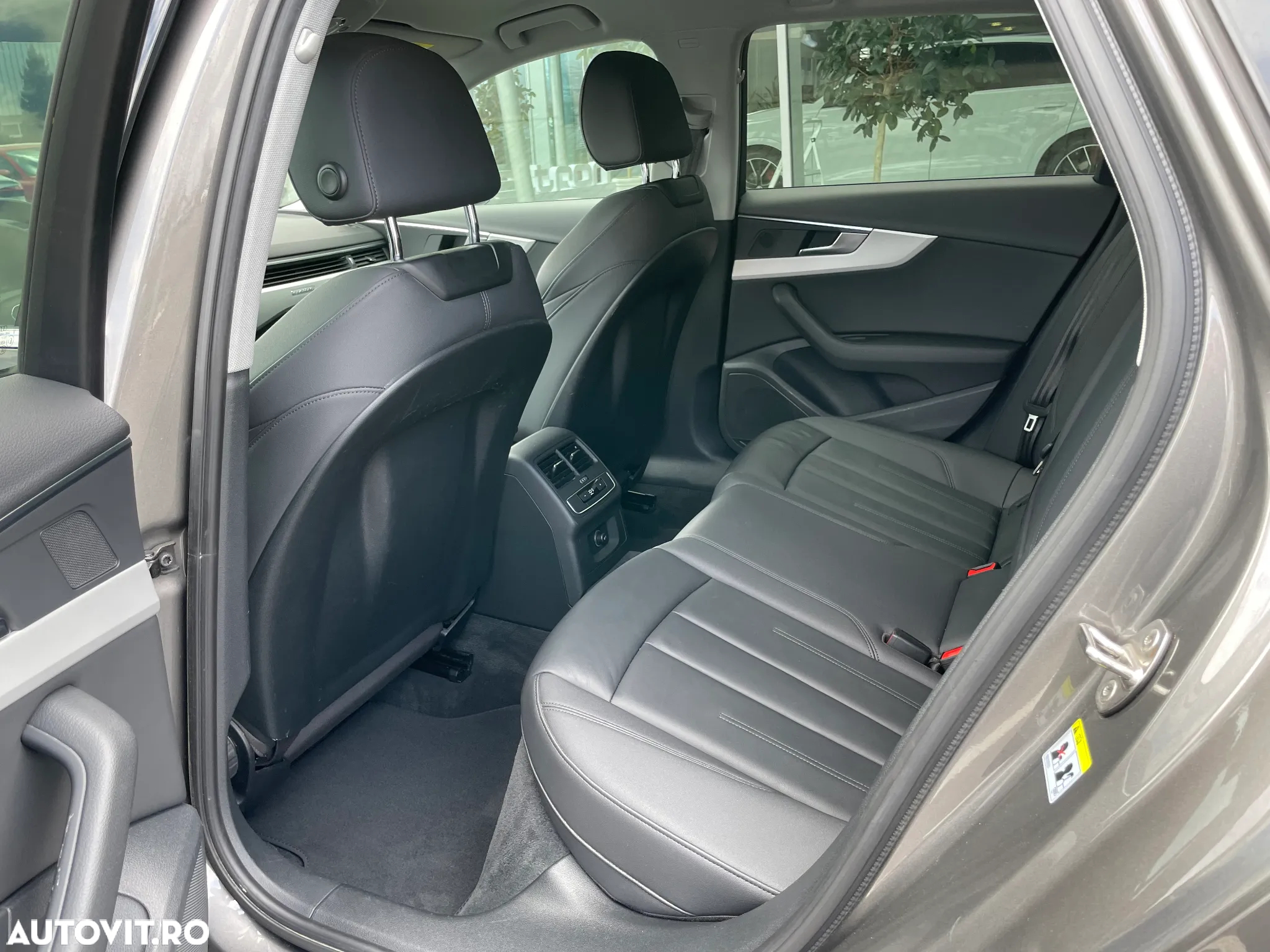 Audi A4 Allroad 2.0 40 TDI quattro S tronic MHEV - 11