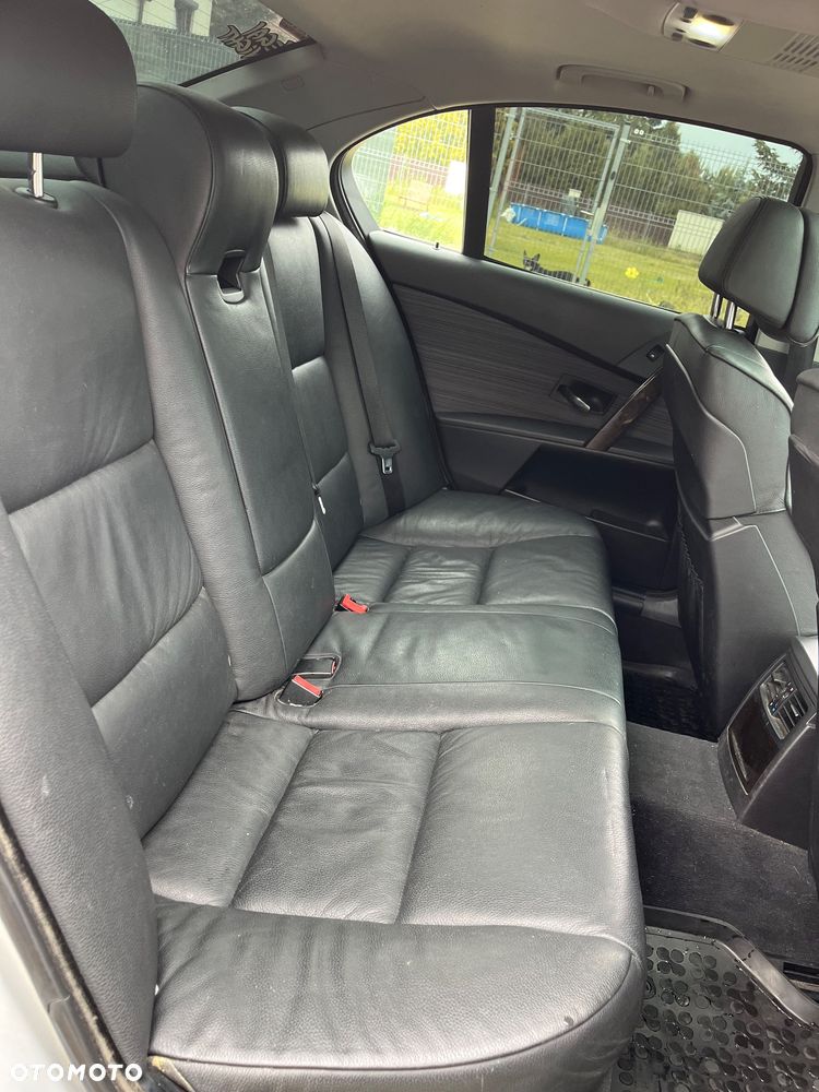 BMW Seria 5 - 16