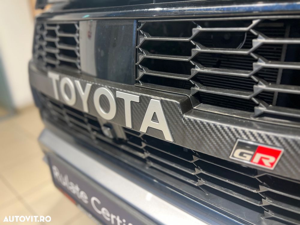 Toyota Hilux 2.8D 204CP 4x4 Double Cab AT GR Sport II - 5