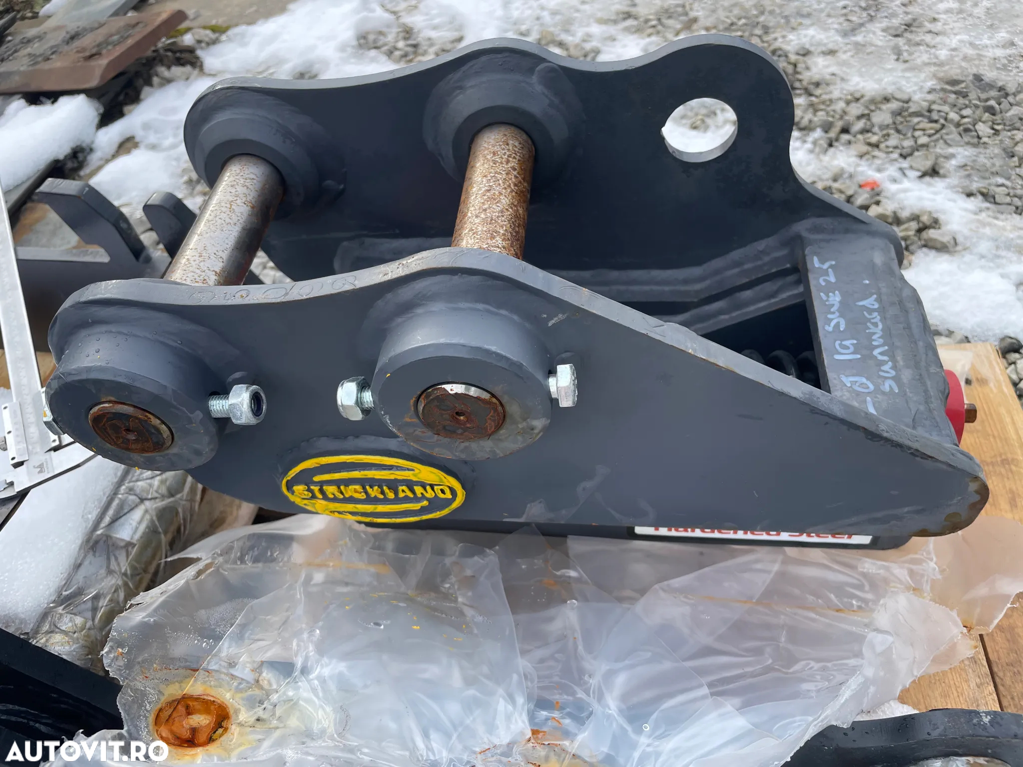 Sistem Strickland Rapid Automat De Prindere Cupe Pentru Excavatoare cu bolt de 40mm - 5