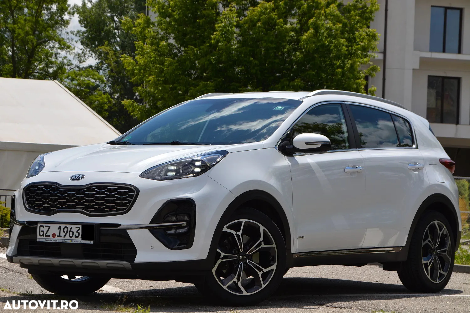 Kia Sportage 2.0 CRDI AWD Eco-Dynamics+ (48V M-H) Aut. GT LINE - 12