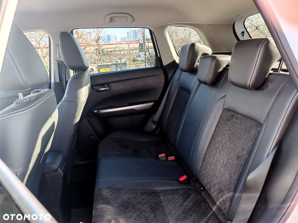 Suzuki Vitara 1.5 DualJet Hybrid Elegance 2WD AGS - 38