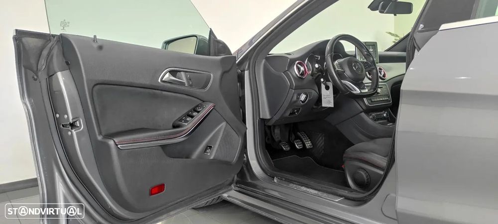 Mercedes-Benz CLA 180 - 15