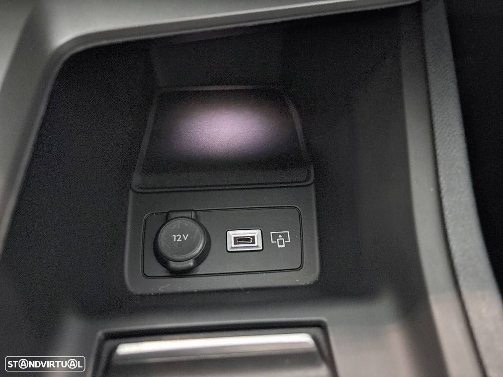 Peugeot 308 1.2 Hybrid Allure e-DCS6 - 18