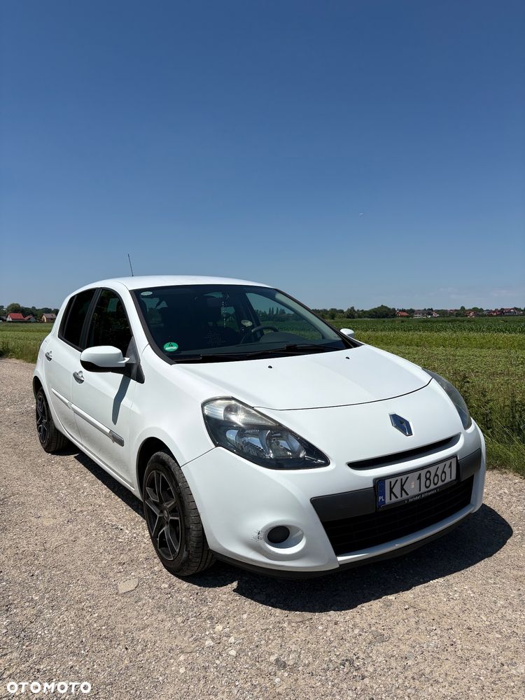 Renault Clio 1.2 16V Campus Authentique - 1