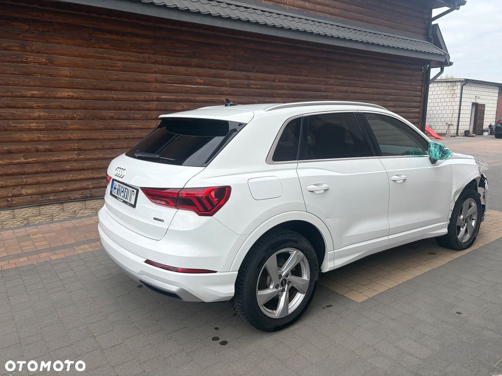 Audi Q3 40 TFSI Quattro S tronic - 4