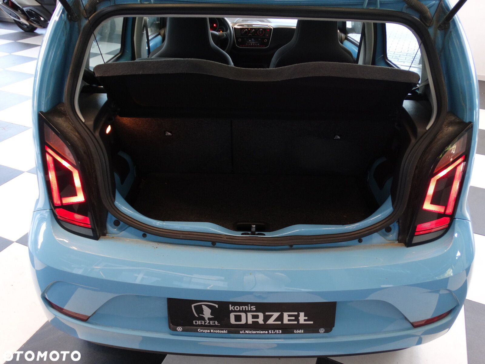 Volkswagen up! - 29