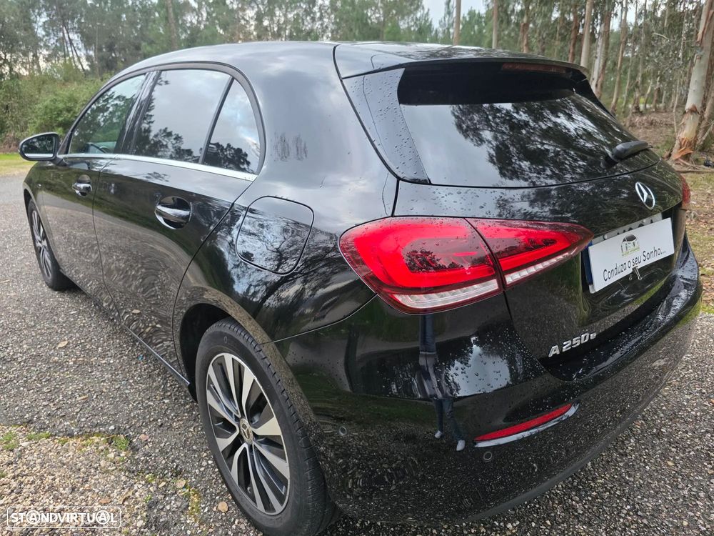 Mercedes-Benz A 250 e Progressive - 58