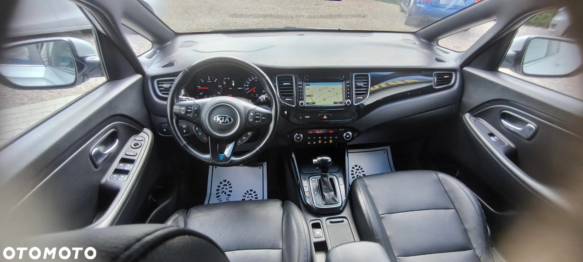 Kia Carens 1.7 CRDi XL 7os - 22