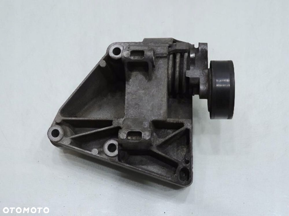 ŁAPA MOCOWANIE SPRĘŻARKI BMW E39 7512556 - 2