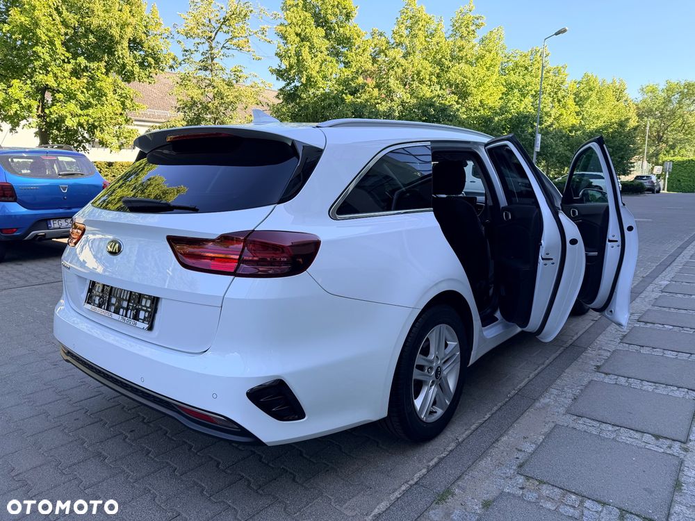 Kia Ceed 1.6 CRDi SCR L Business Line - 15