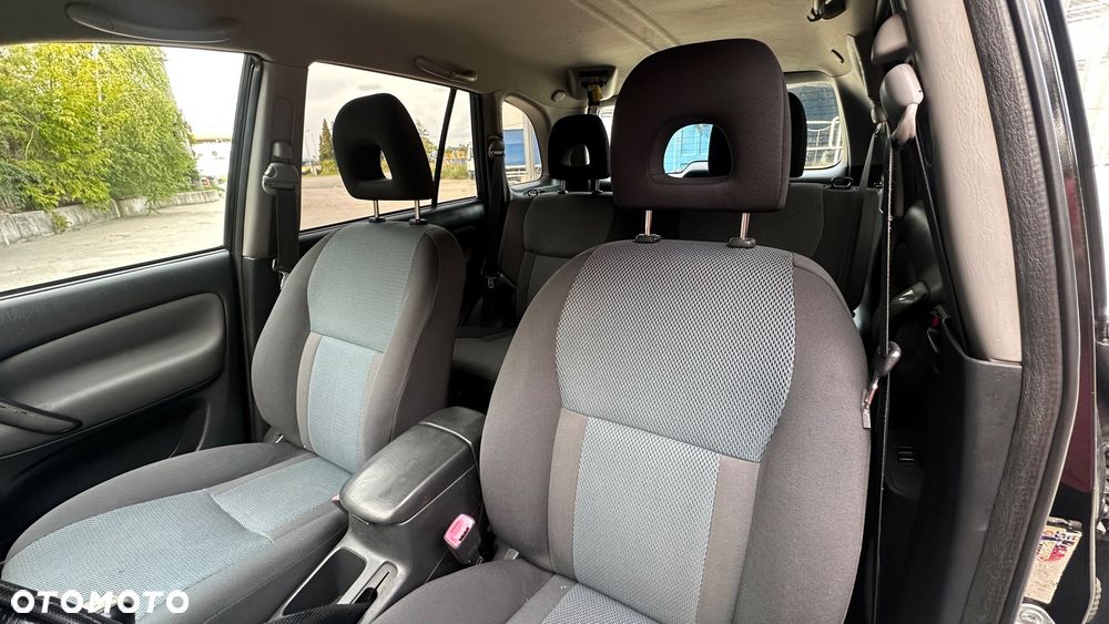 Toyota RAV4 2.0 VVT-i 4x4 - 20