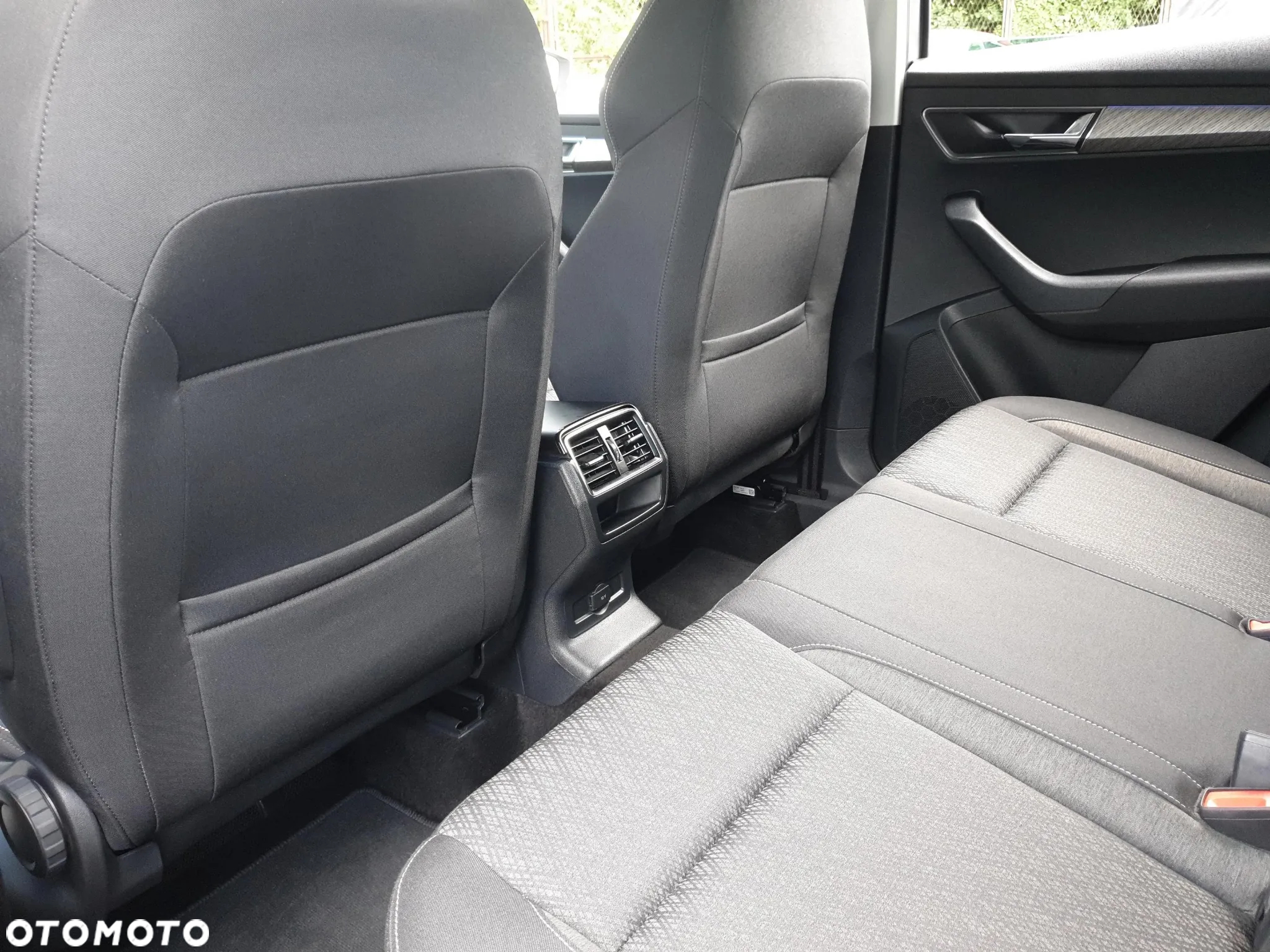 Skoda Karoq 1.5 TSI ACT 4x2 Style DSG - 25