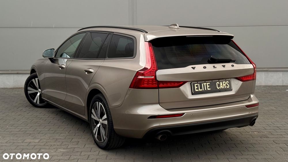 Volvo V60 B3 B Geartronic Momentum - 24