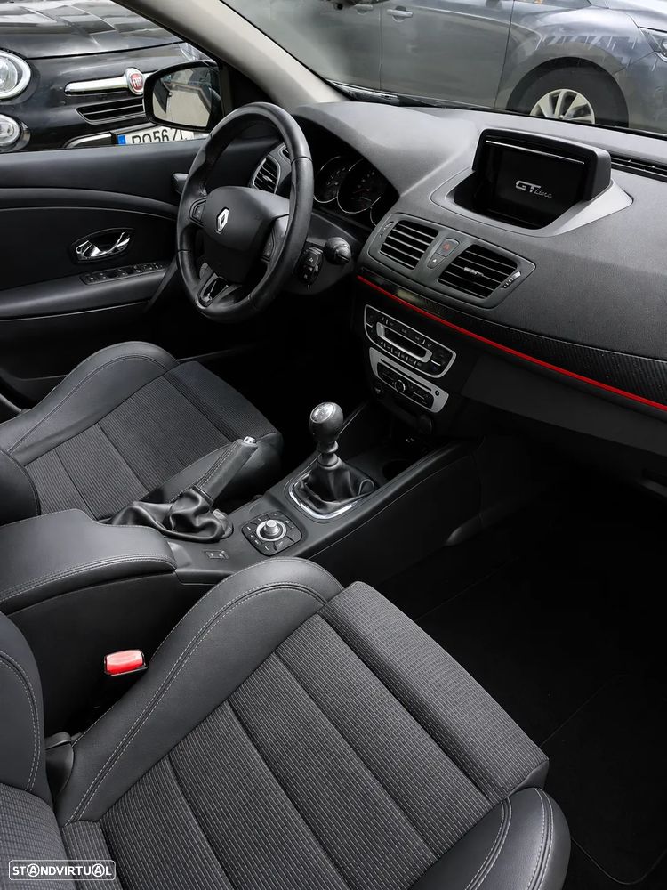 Renault Mégane Break ver-energy-dci-110-gt-line - 6