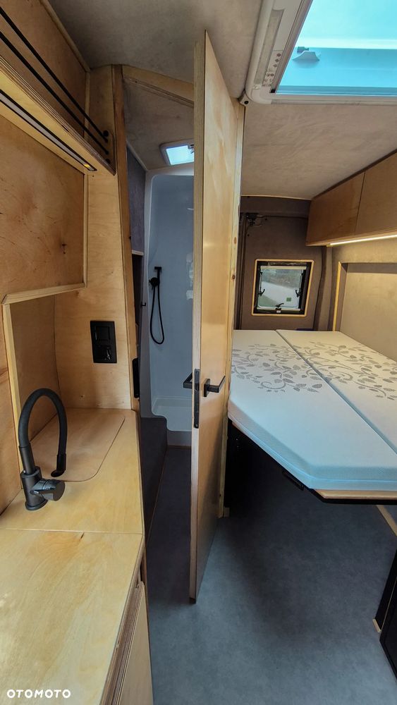 Ford Transit - 19