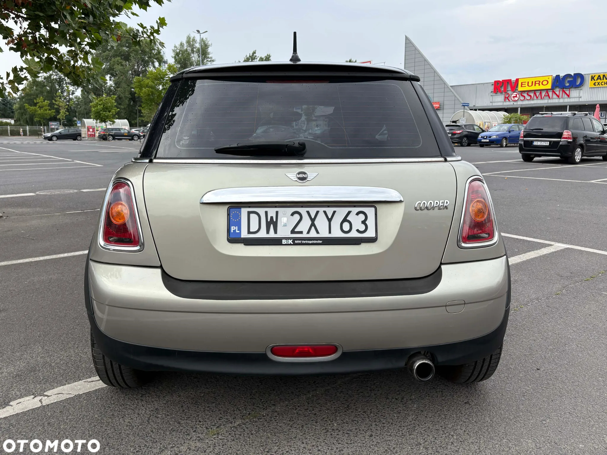 MINI Cooper Standard - 5