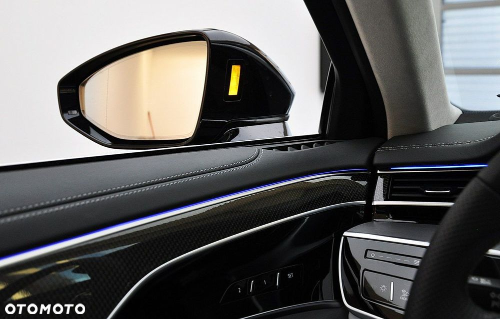 Audi A8 - 14