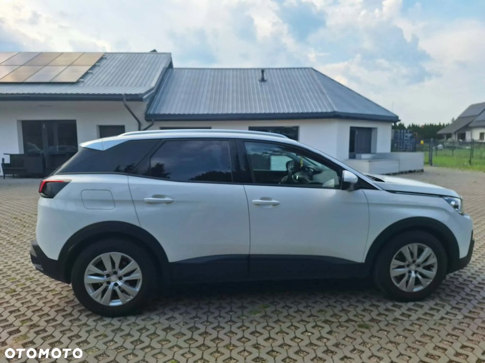 Peugeot 3008 1.5 BlueHDi Active S&S EAT8 - 11