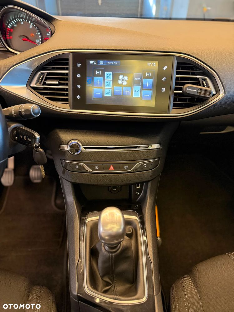 Peugeot 308 BlueHDi 120 Stop & Start Active - 14