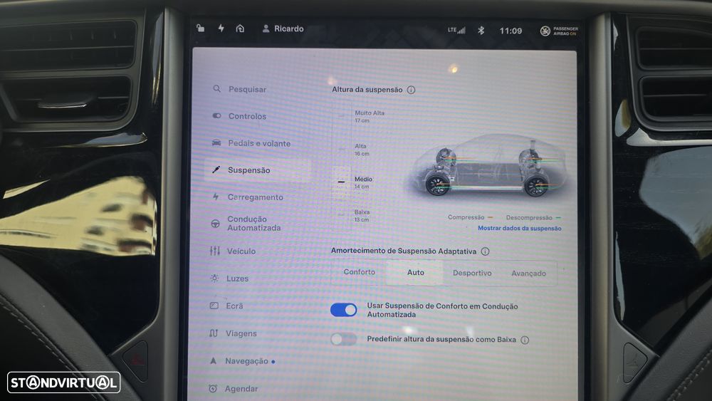 Tesla Model S Long Range - 34