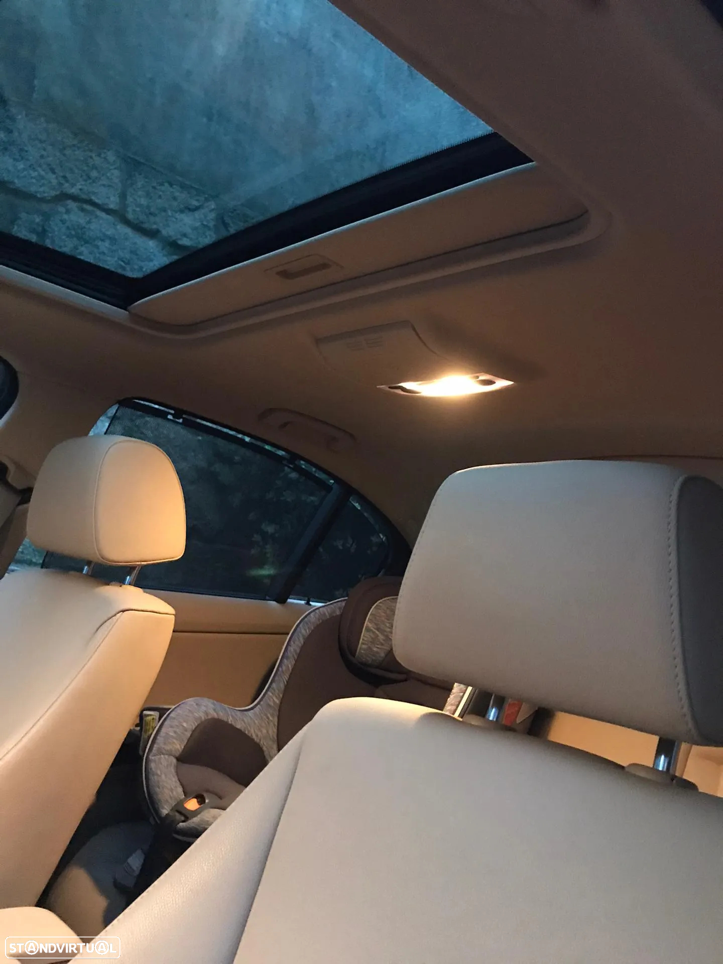 BMW 320 iA Exclusive - 23