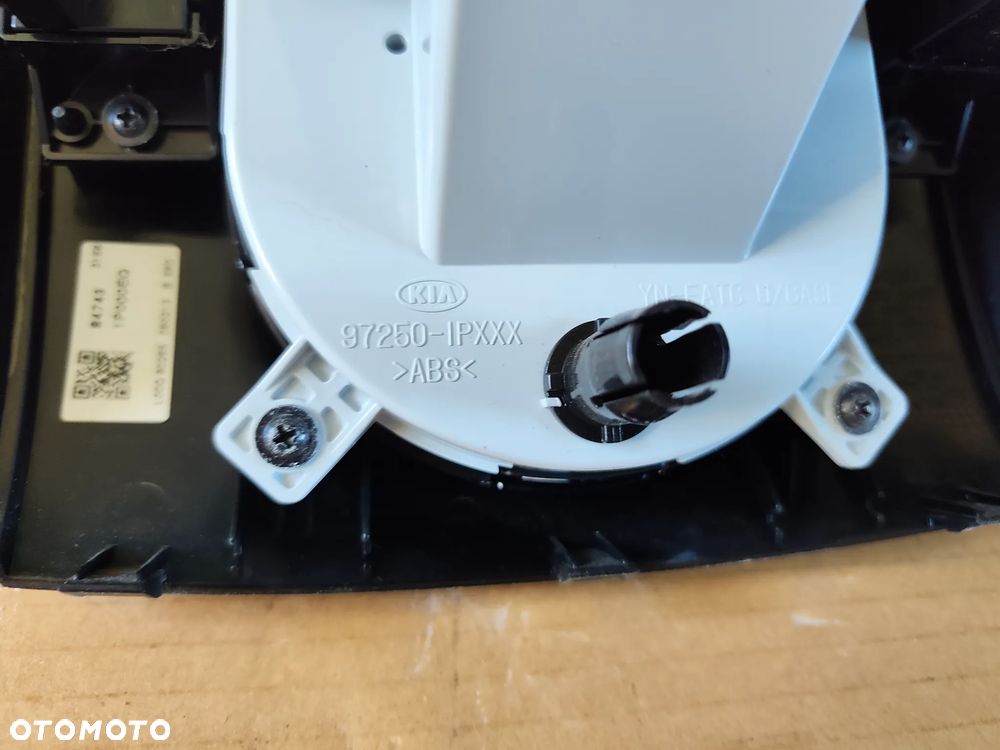 KIA VENGA 09- PANEL STEROWANIA NAWIEWEM KLIMATYZACJA - 8