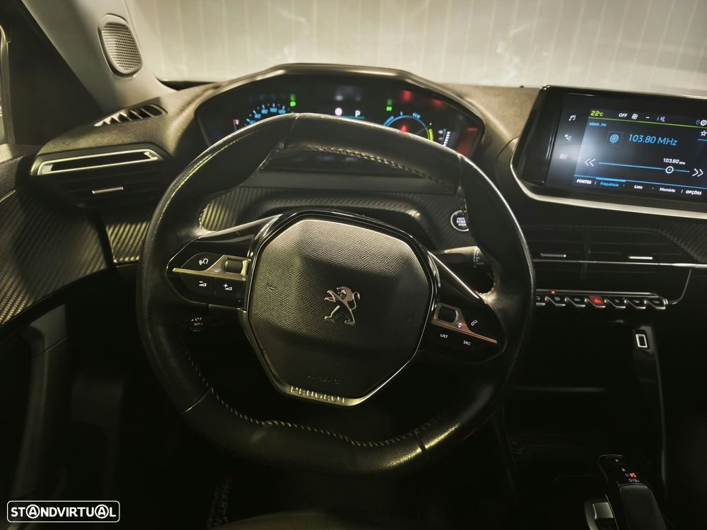 Peugeot e-2008 - 7