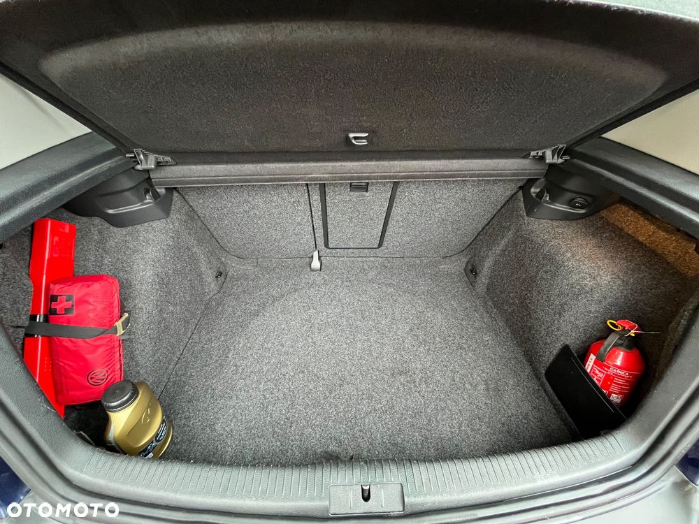 Volkswagen Golf 1.6 TDI Highline Optimum DSG - 10