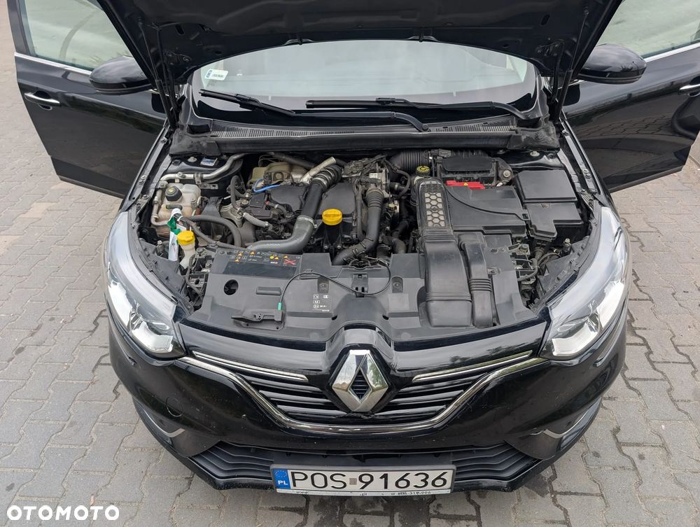 Renault Megane 1.5 dCi Zen EDC - 32