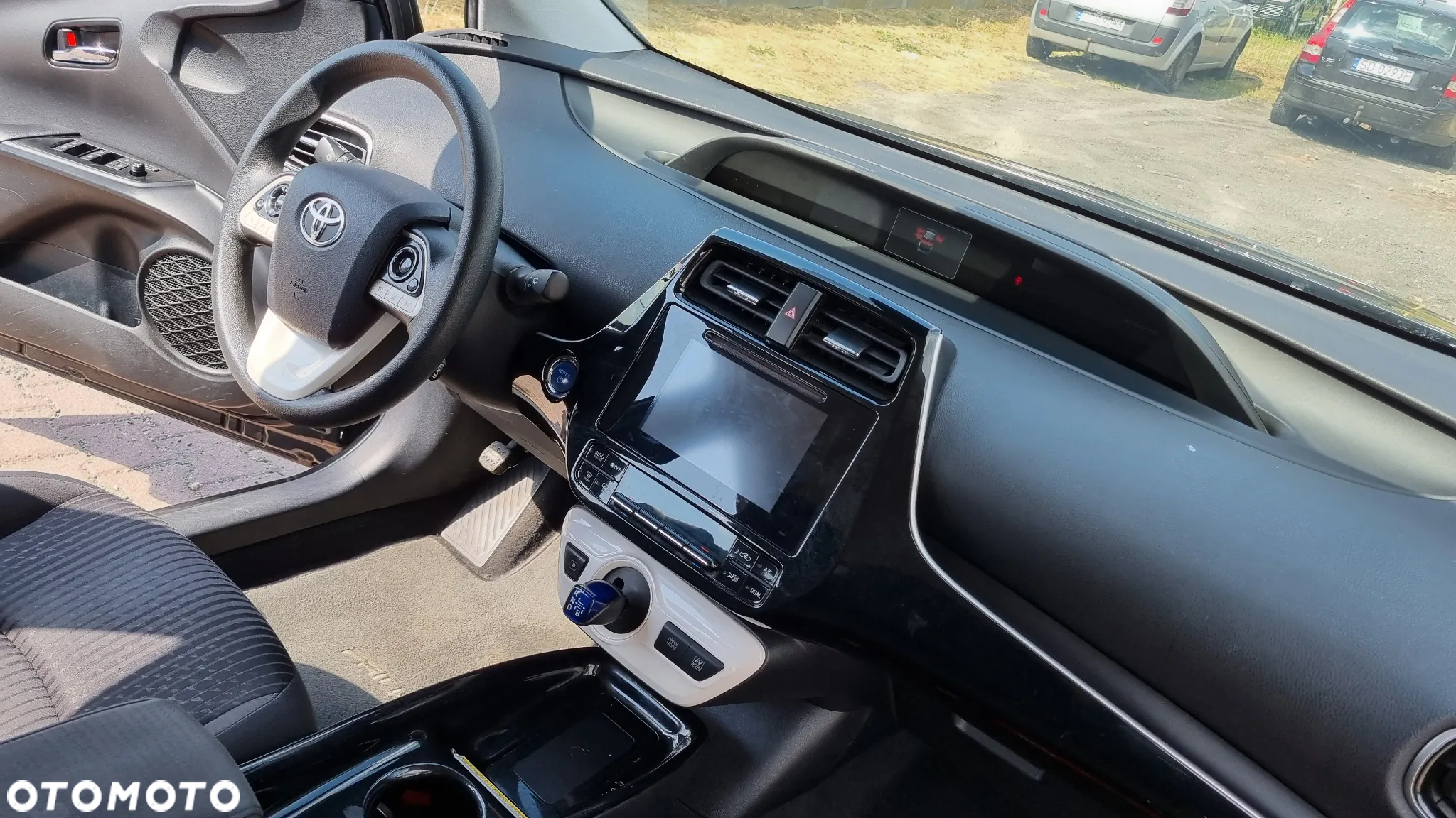 Toyota Prius 1.8 Hybrid Executive - 27