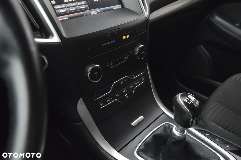 Ford S-Max 2.0 TDCi 4WD Titanium - 31