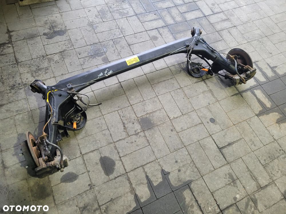 Honda Jazz II 05-08 lift Belka tylna zawieszenia - 1