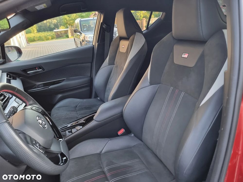 Toyota C-HR 2.0 Hybrid GR Sport - 32