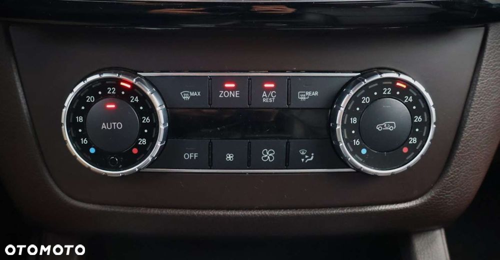Mercedes-Benz GLE - 27